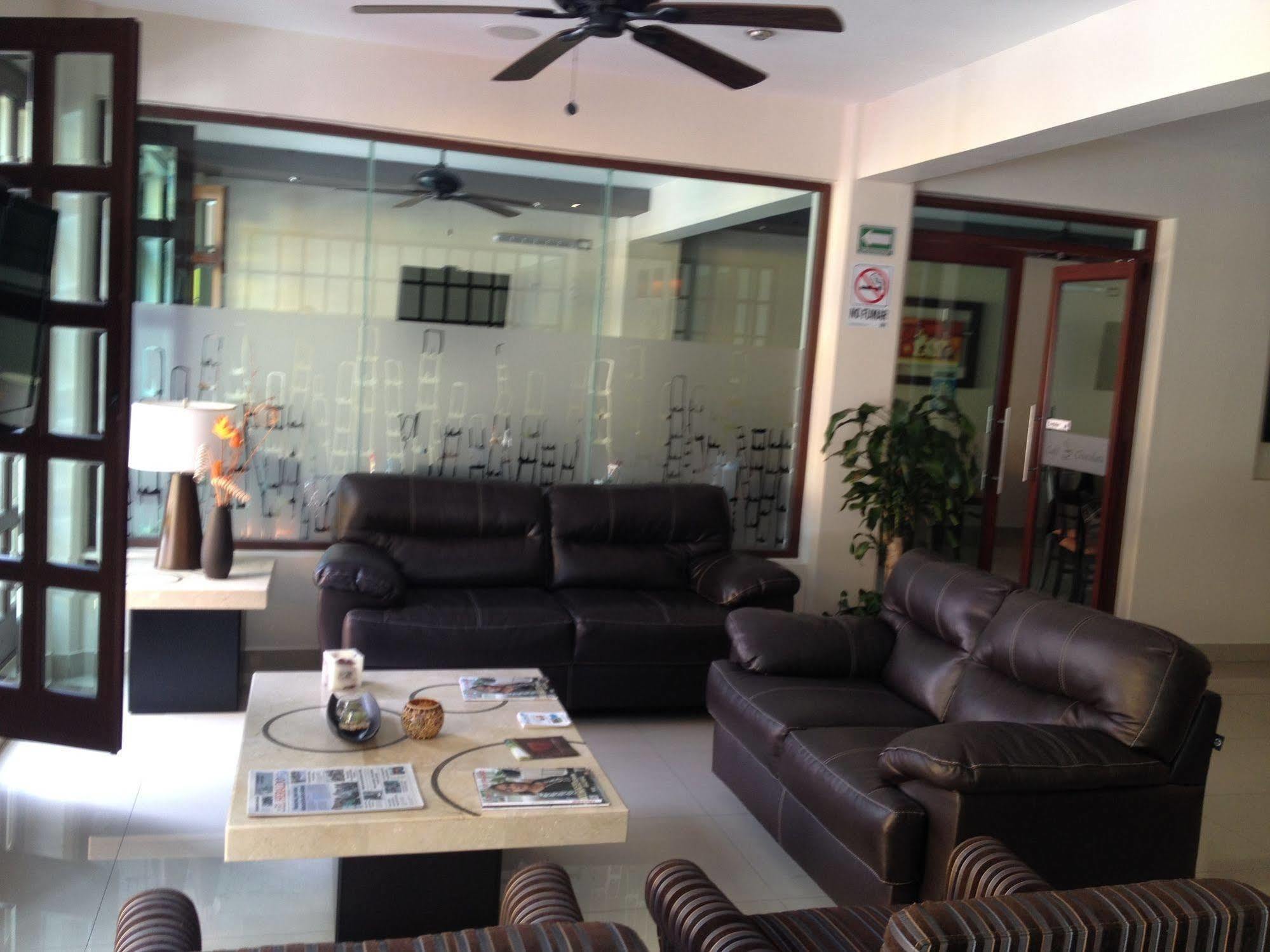 Hotel Majova Inn ג'אלאפה מראה חיצוני תמונה